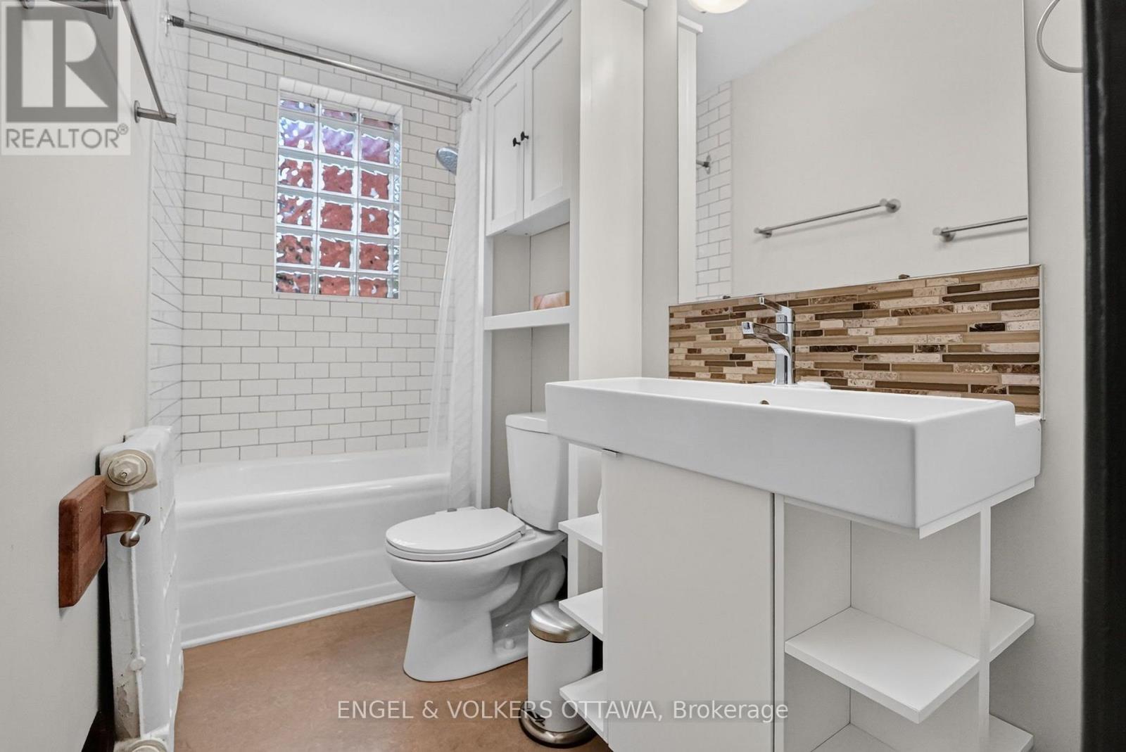 128 Second Avenue, Ottawa, ON