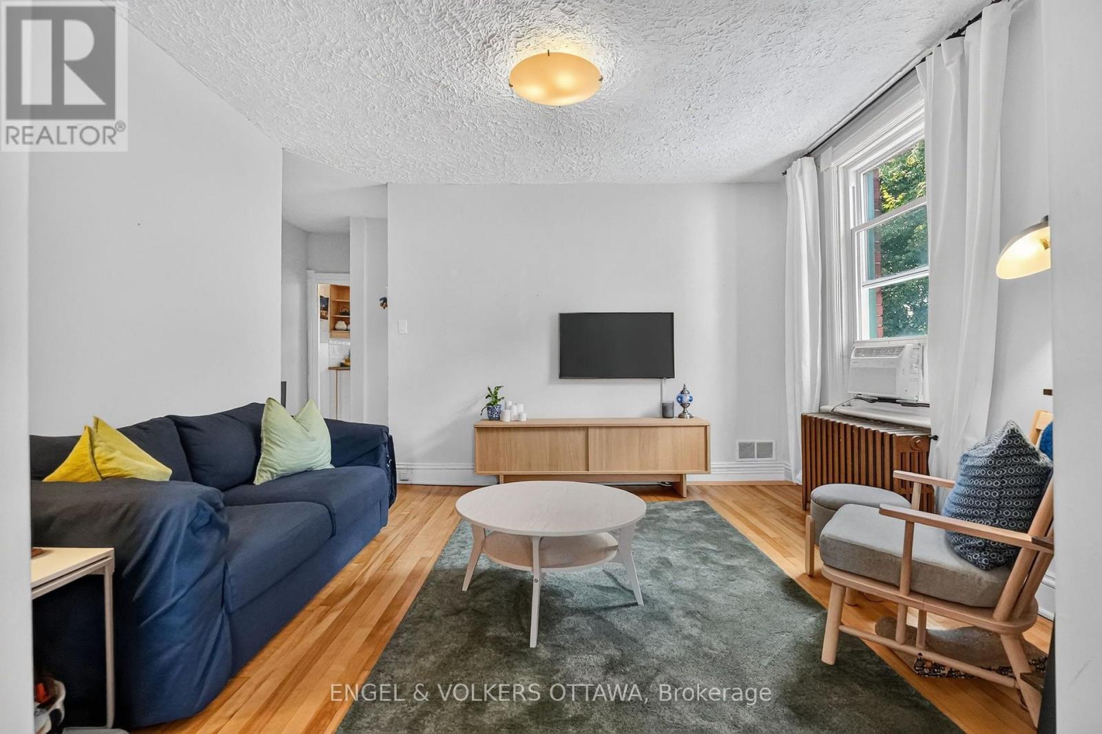 128 Second Avenue, Ottawa, ON