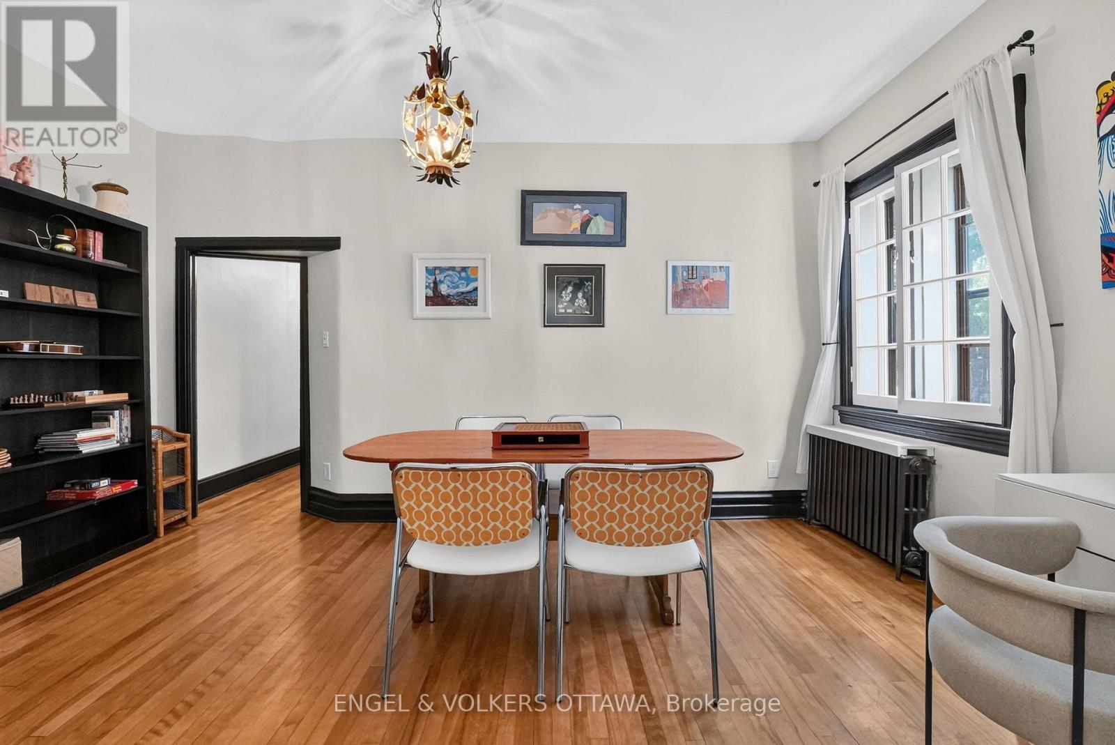 128 Second Avenue, Ottawa, ON