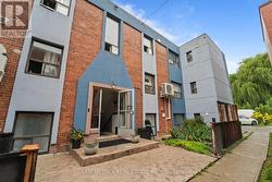 302 - 1016 O'CONNOR DRIVE Toronto, ON M4B 2T3