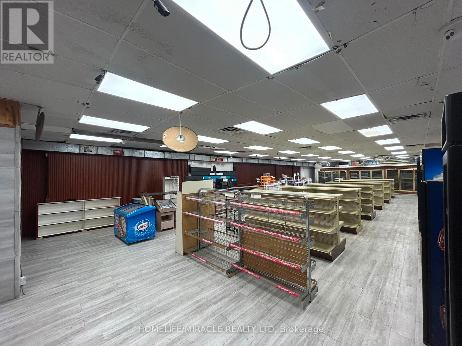 230 Kenilworth Avenue N, Hamilton, ON