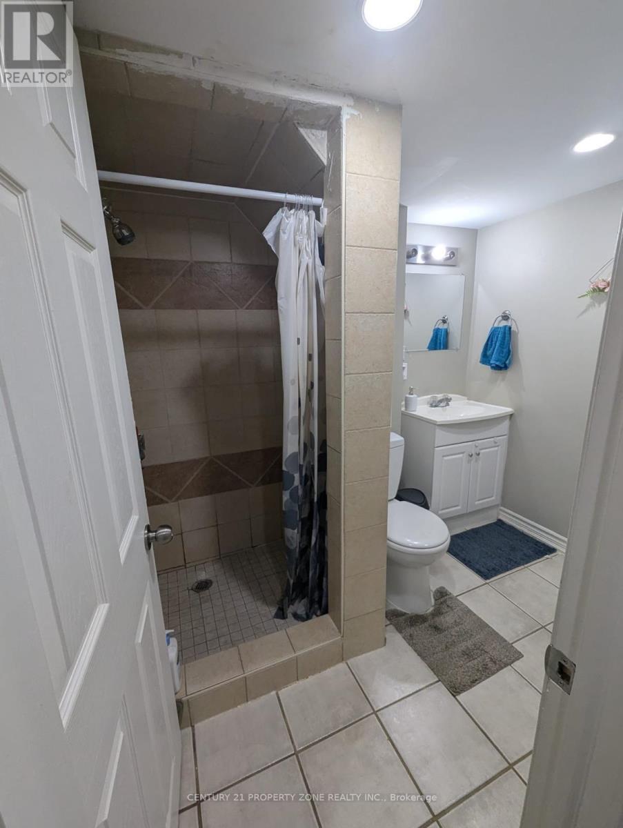 561 Mohawk Road W, Hamilton, ON