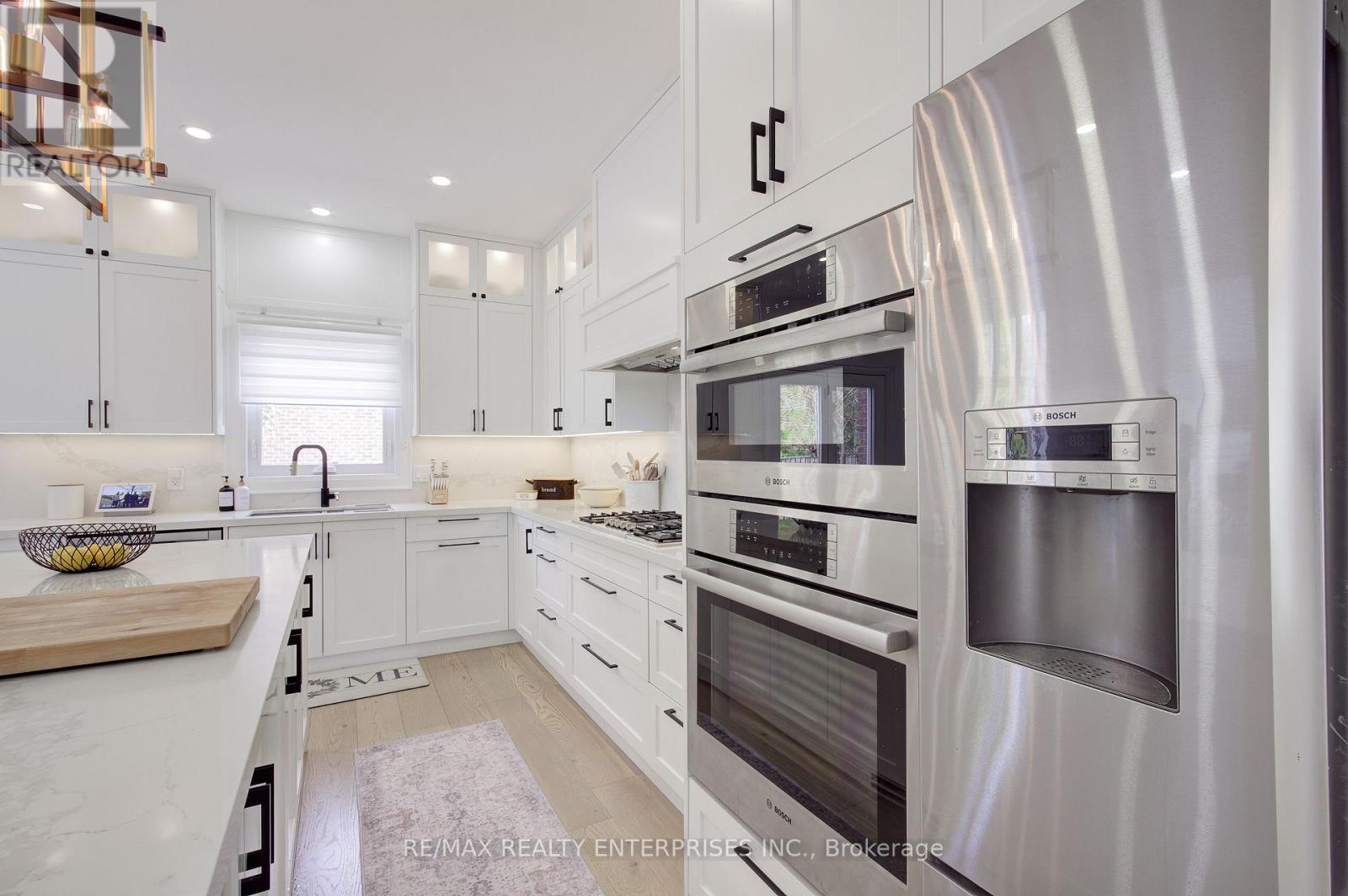 193 Teddington Place, Burlington, ON