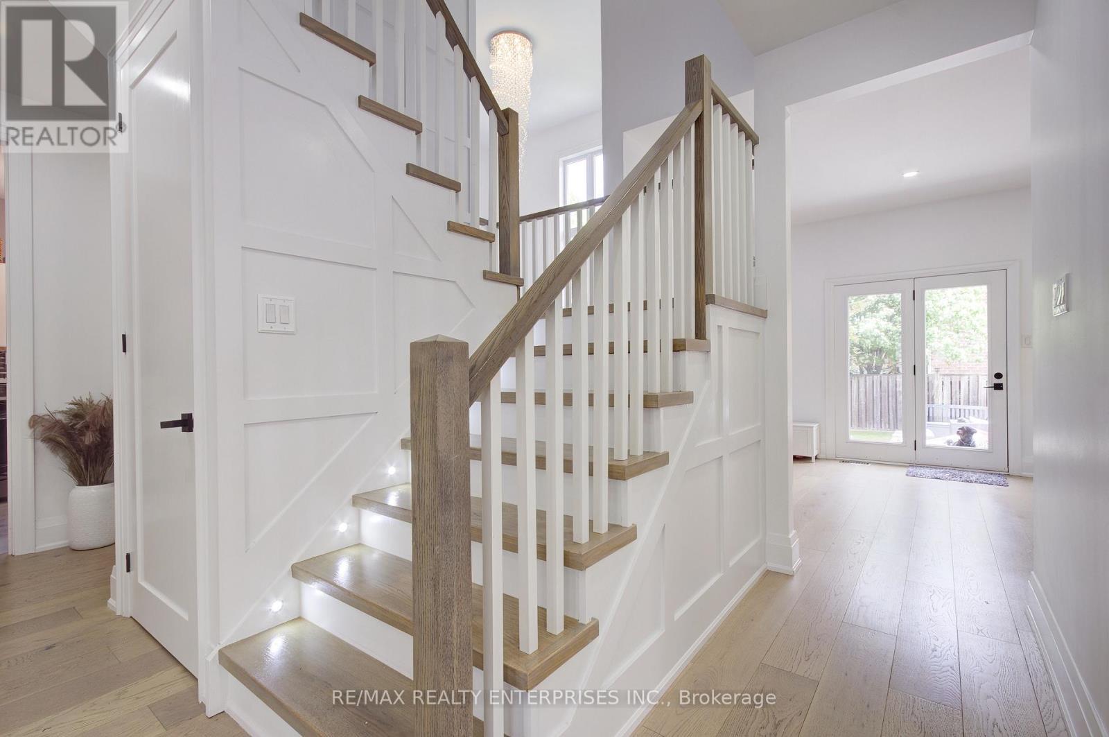193 Teddington Place, Burlington, ON