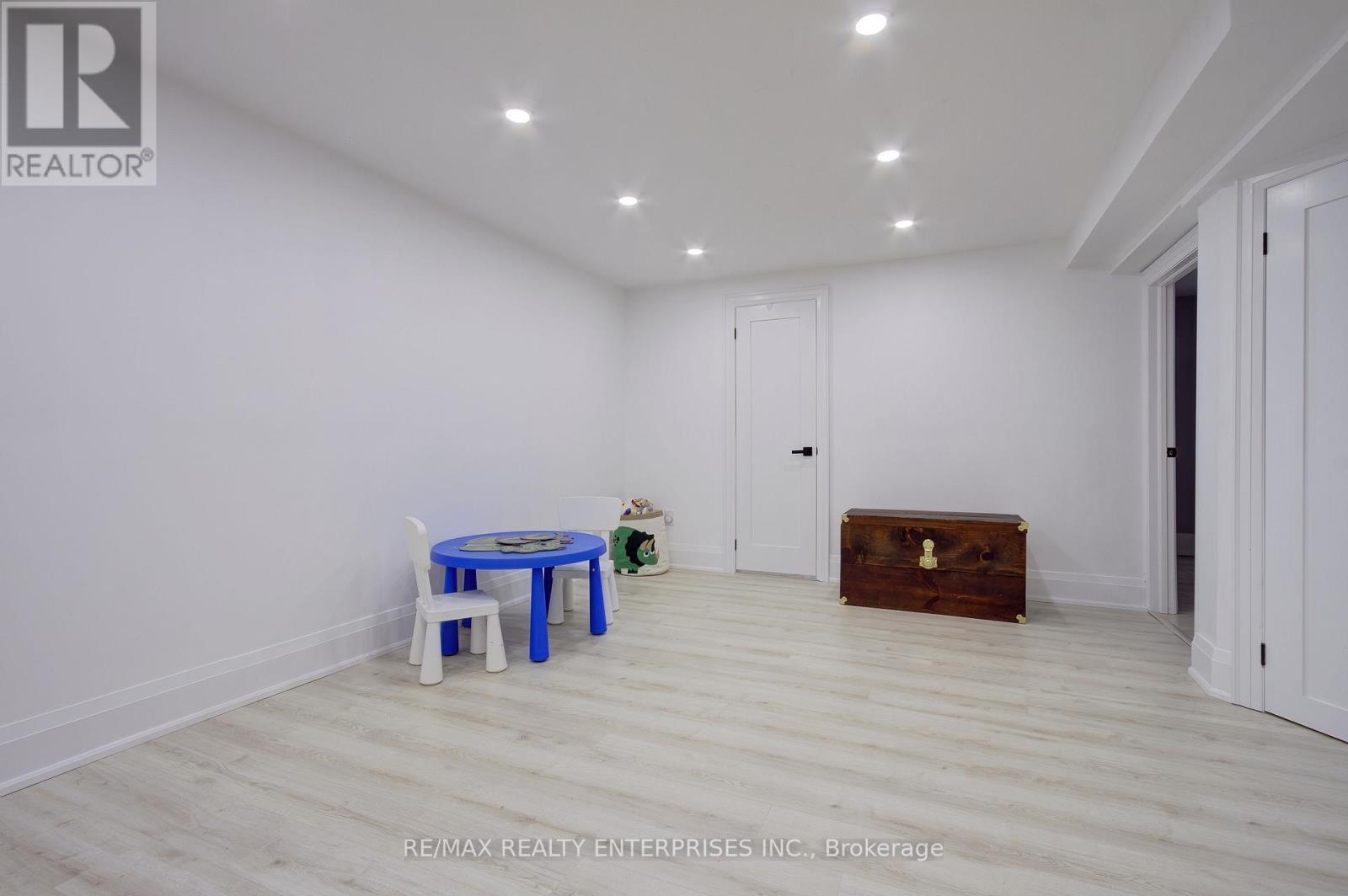 193 Teddington Place, Burlington, ON