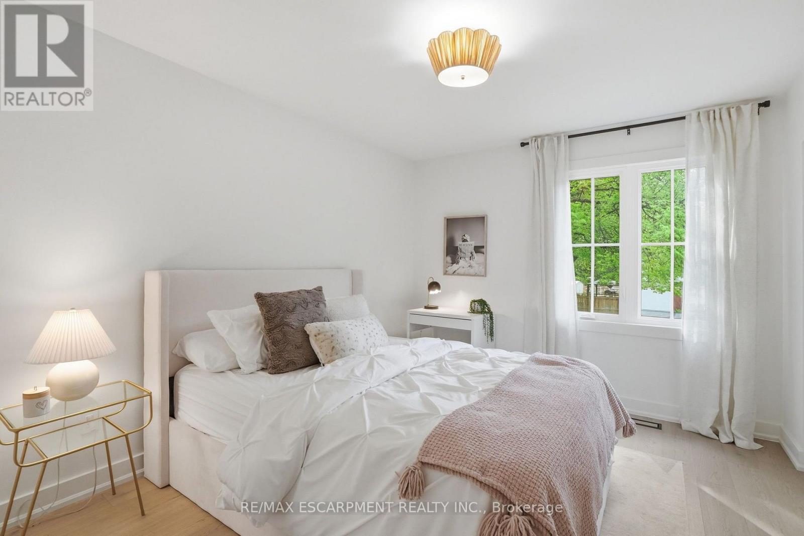 345 Rankin Drive, Burlington, ON