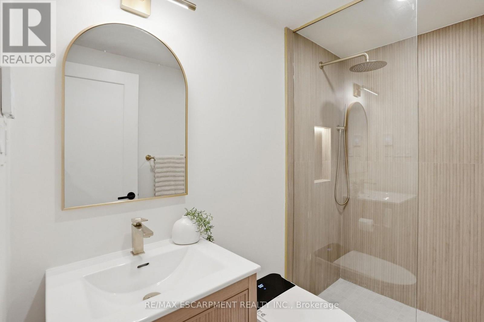 345 Rankin Drive, Burlington, ON