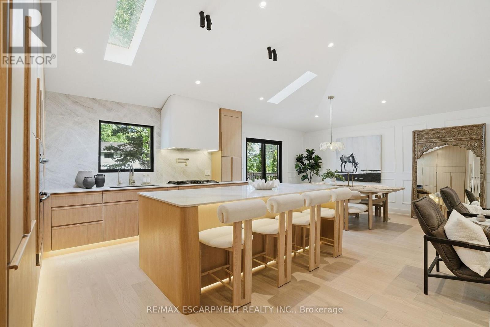 345 Rankin Drive, Burlington, ON