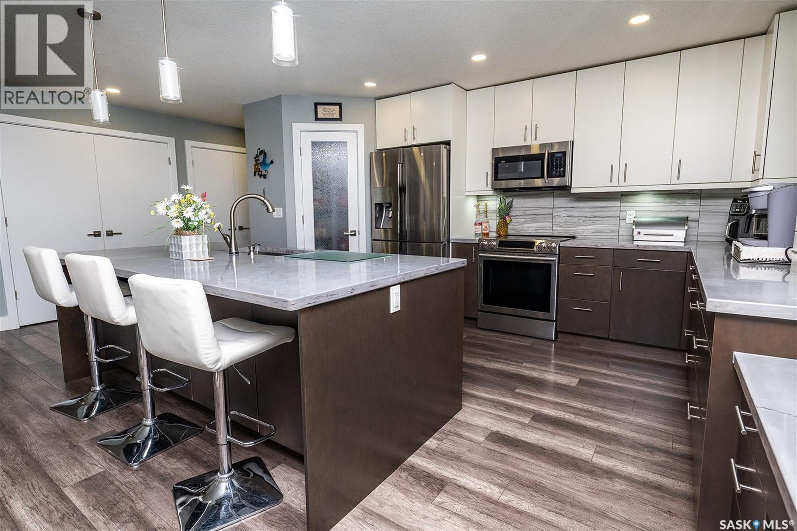 301 9Th Street E, Wynyard, SK
