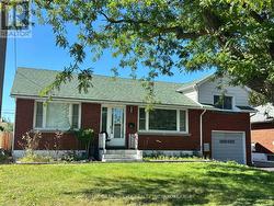 MAIN FLOOR - 91 MARGERY AVENUE St. Catharines (Haig), ON L2R 6K2