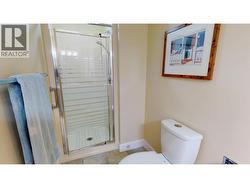 ensuite bath -