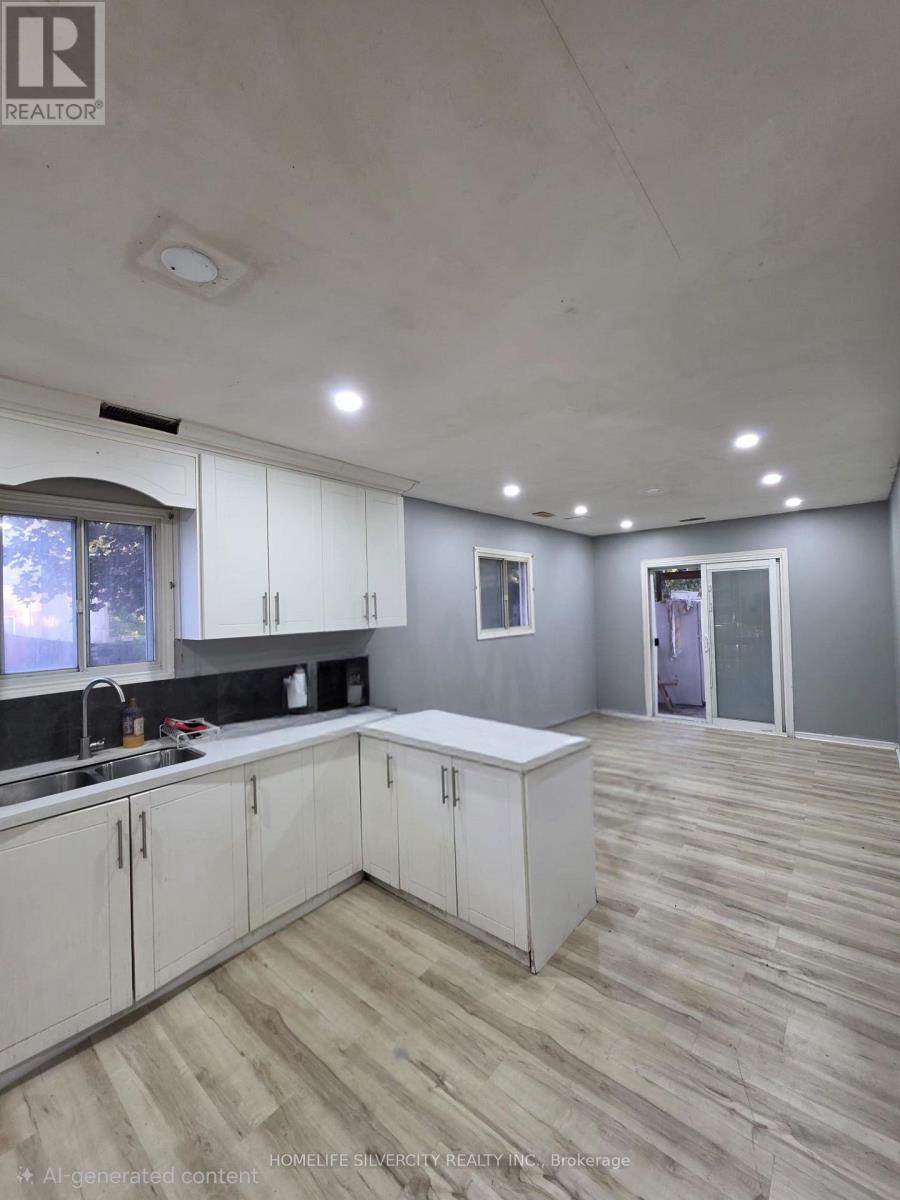 7178 Lancaster Avenue, Mississauga, ON