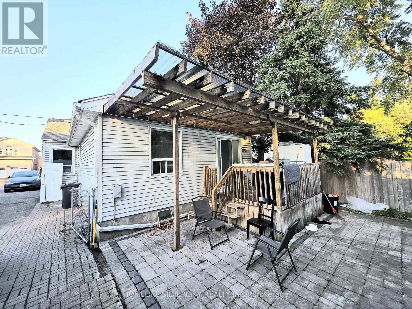 7178 Lancaster Avenue, Mississauga, ON