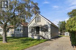 329 TALBOT Street Hamilton, ON L8H 6T2