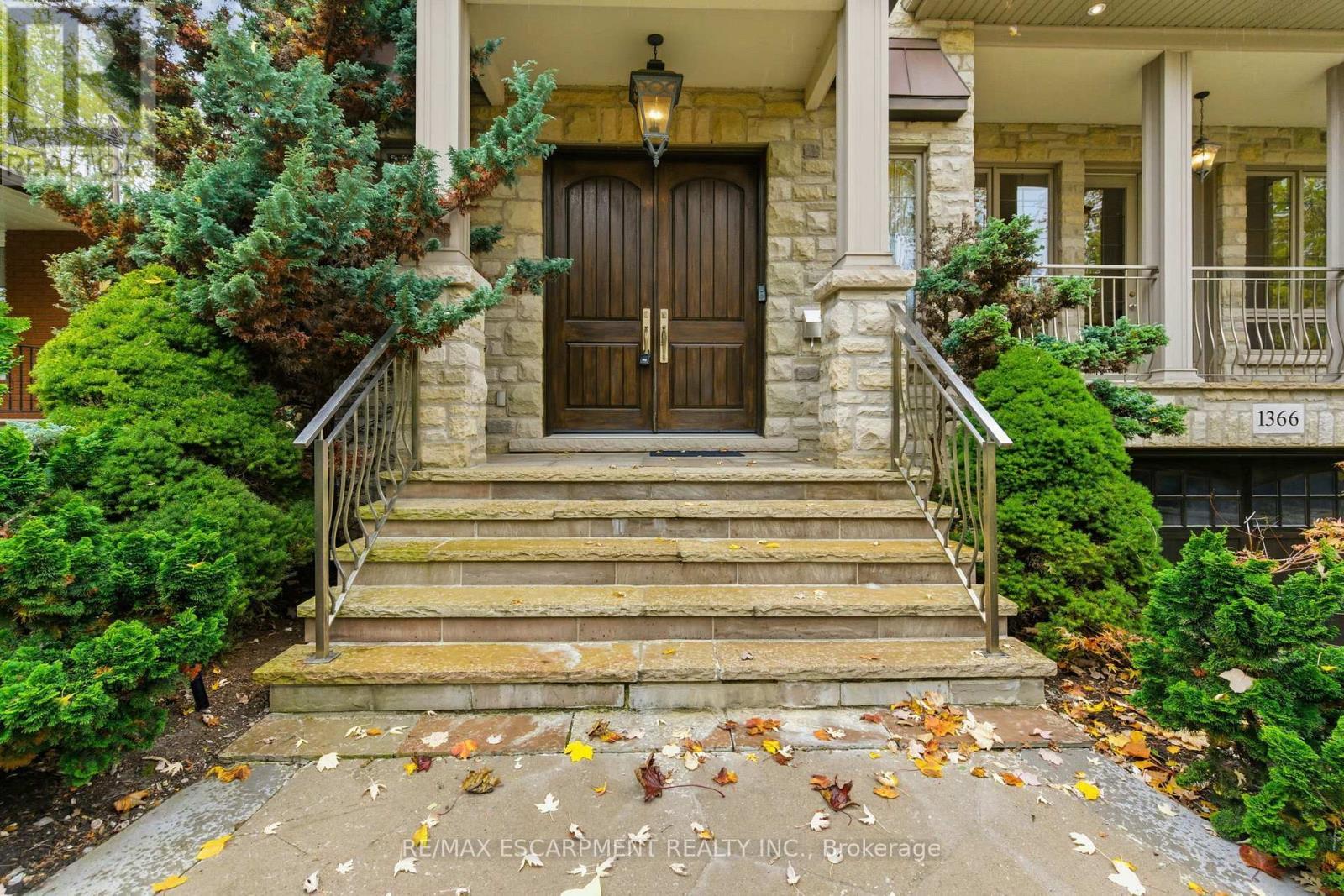 1366 Wilson Avenue, Mississauga, ON