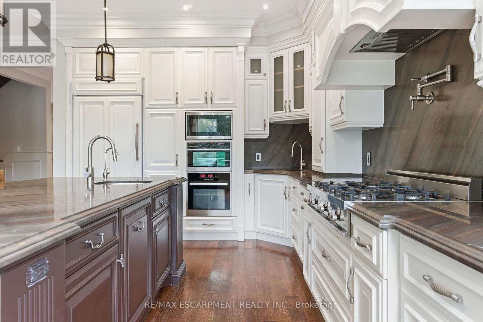 1366 Wilson Avenue, Mississauga, ON