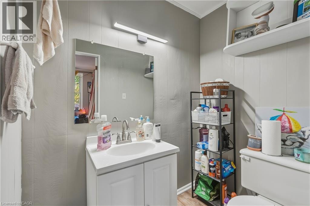 84 West Avenue S, Hamilton, ON