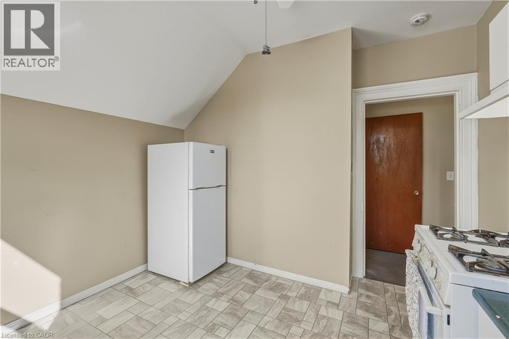 84 West Avenue S, Hamilton, ON