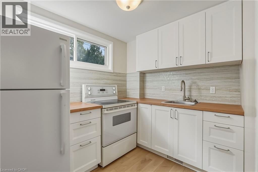 84 West Avenue S, Hamilton, ON