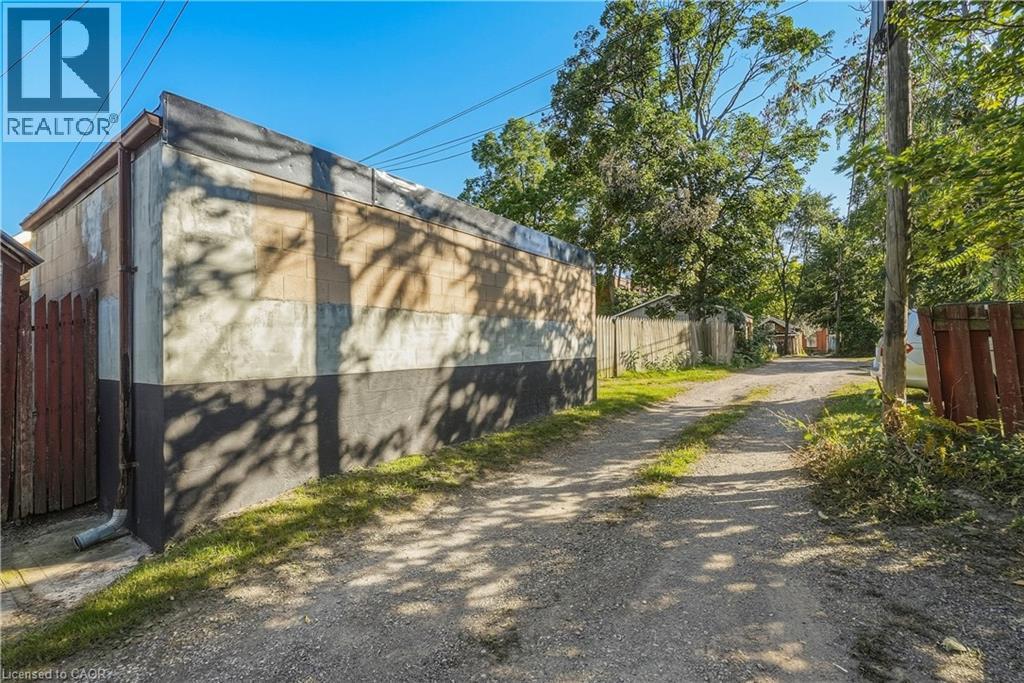 84 West Avenue S, Hamilton, ON
