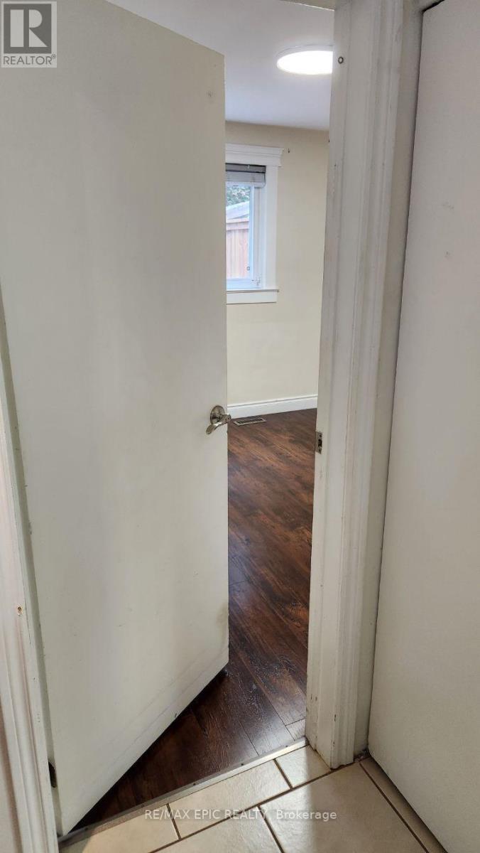 3389 Kelowna Court, Mississauga, ON