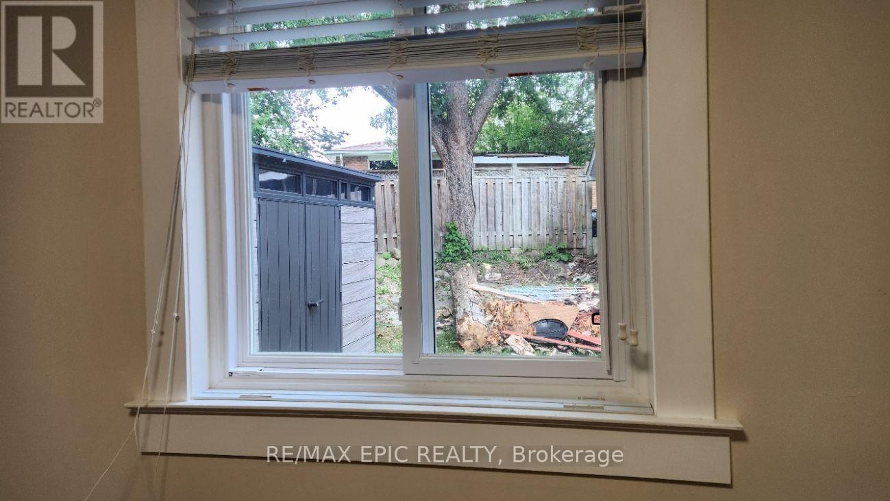 3389 Kelowna Court, Mississauga, ON