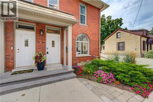 9 Salisbury Avenue, Cambridge, ON 
