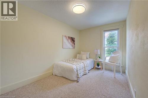 9 Salisbury Avenue, Cambridge, ON 