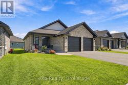 5 MAVETY COURT Belleville (Thurlow Ward), ON K8N 0M2