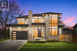 1403 WREN AVENUE Oakville, ON L6L 2V7