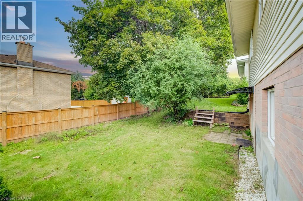 135 Brierdale Drive, Kitchener, ON