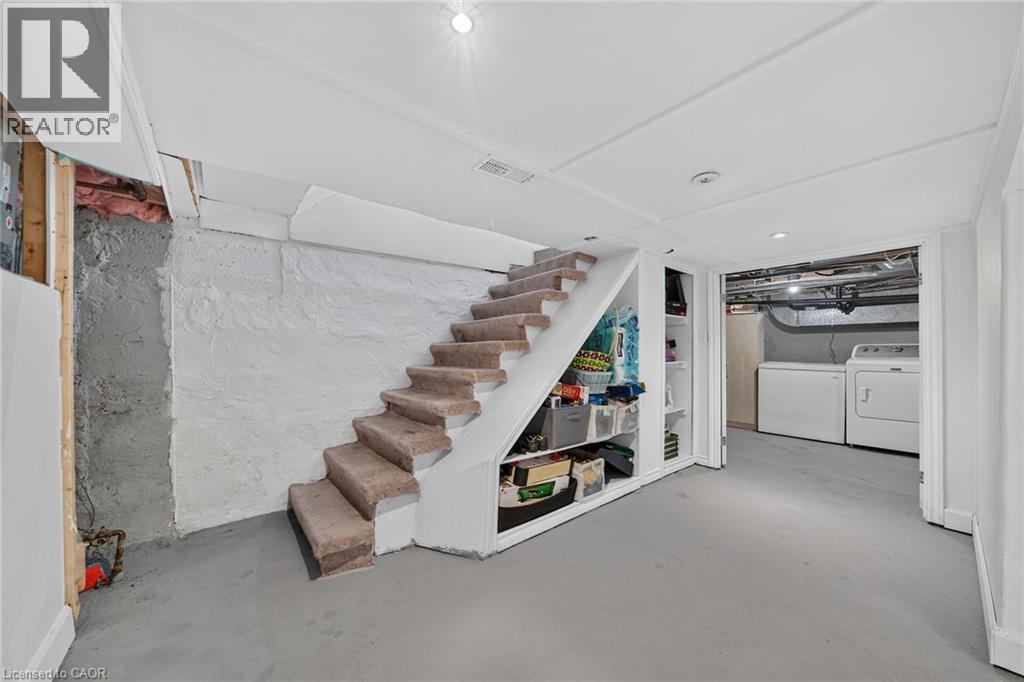56 East 23Rd Street, Hamilton, ON