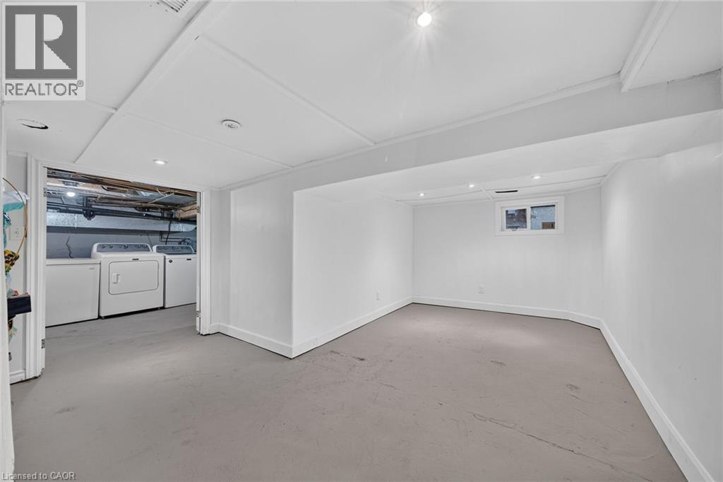 56 East 23Rd Street, Hamilton, ON