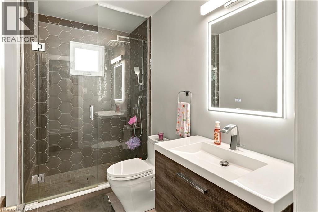 2390 Sinclair Circle, Burlington, ON