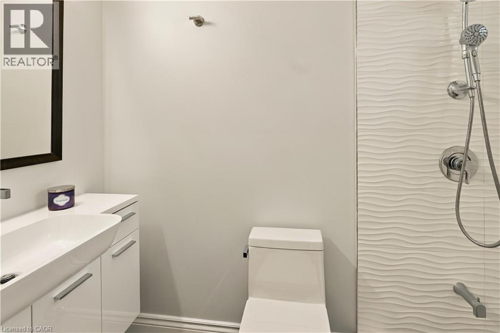 2390 Sinclair Circle, Burlington, ON