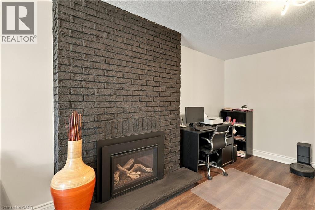 2390 Sinclair Circle, Burlington, ON