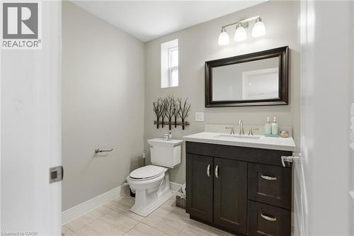 Main Floor Bathroom - 69 Nash Road S, Hamilton, ON 