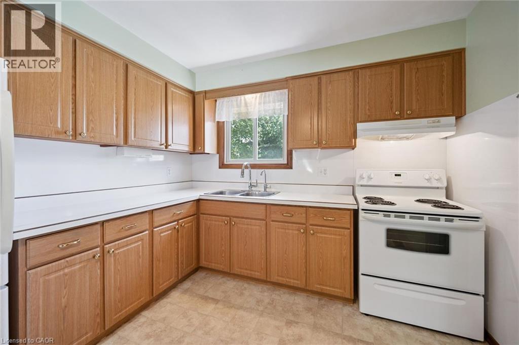 309 Toll Gate Boulevard, Waterloo, ON