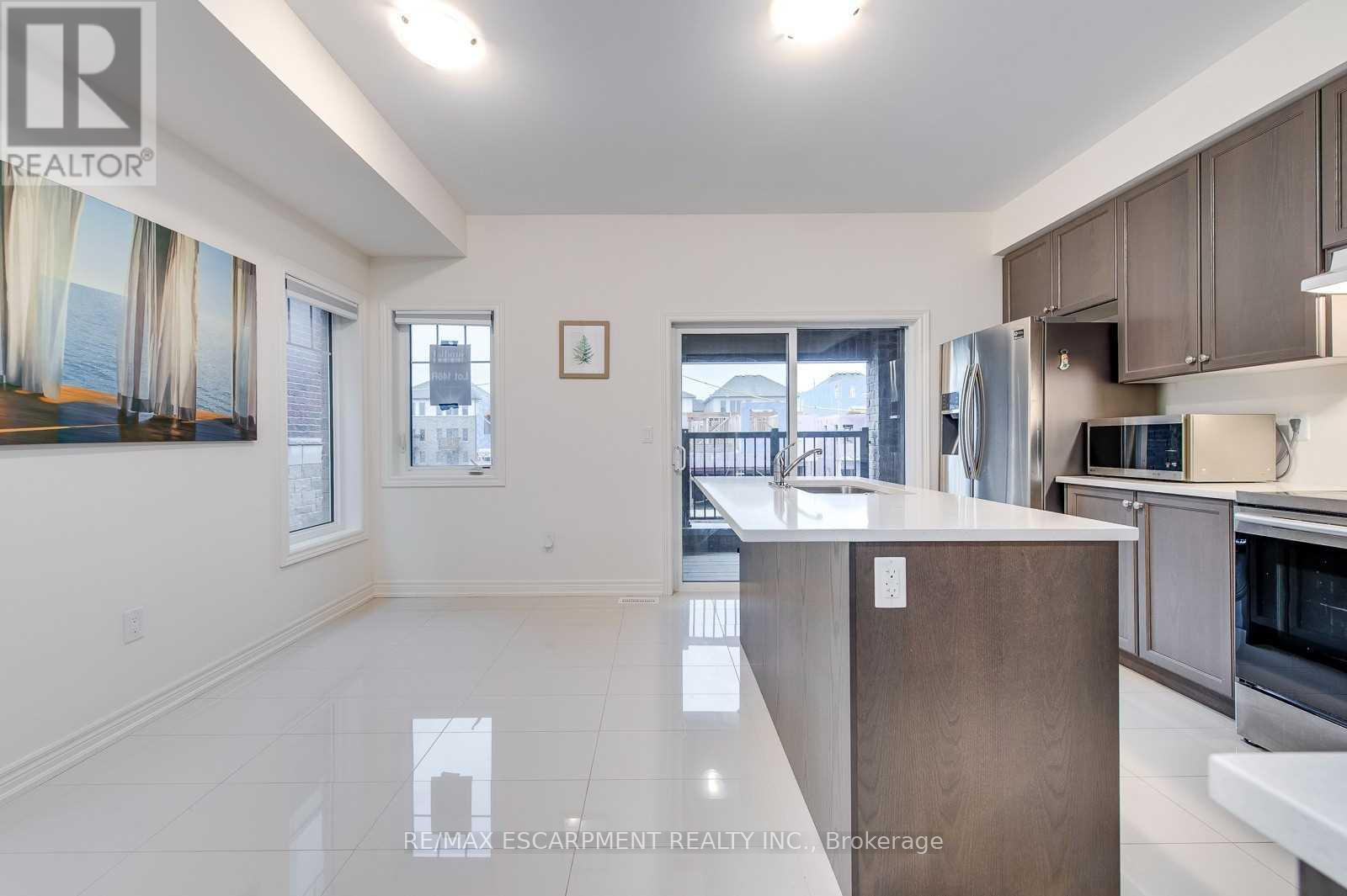 3968 Thomas Alton Boulevard, Burlington, ON
