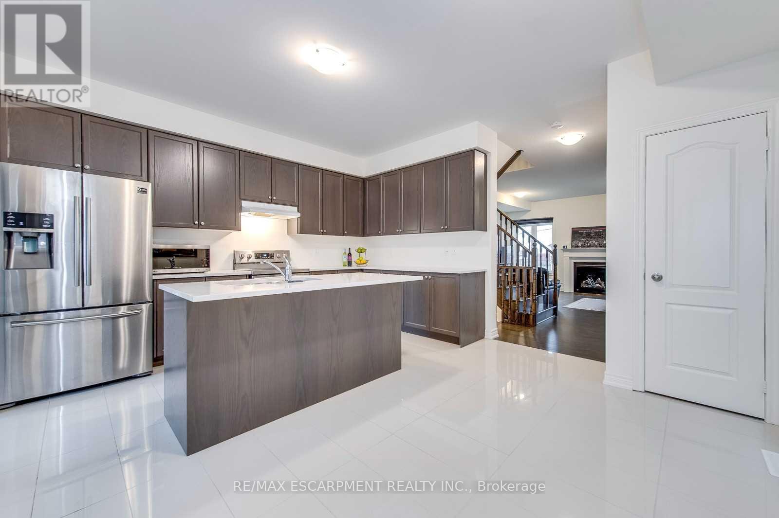 3968 Thomas Alton Boulevard, Burlington, ON