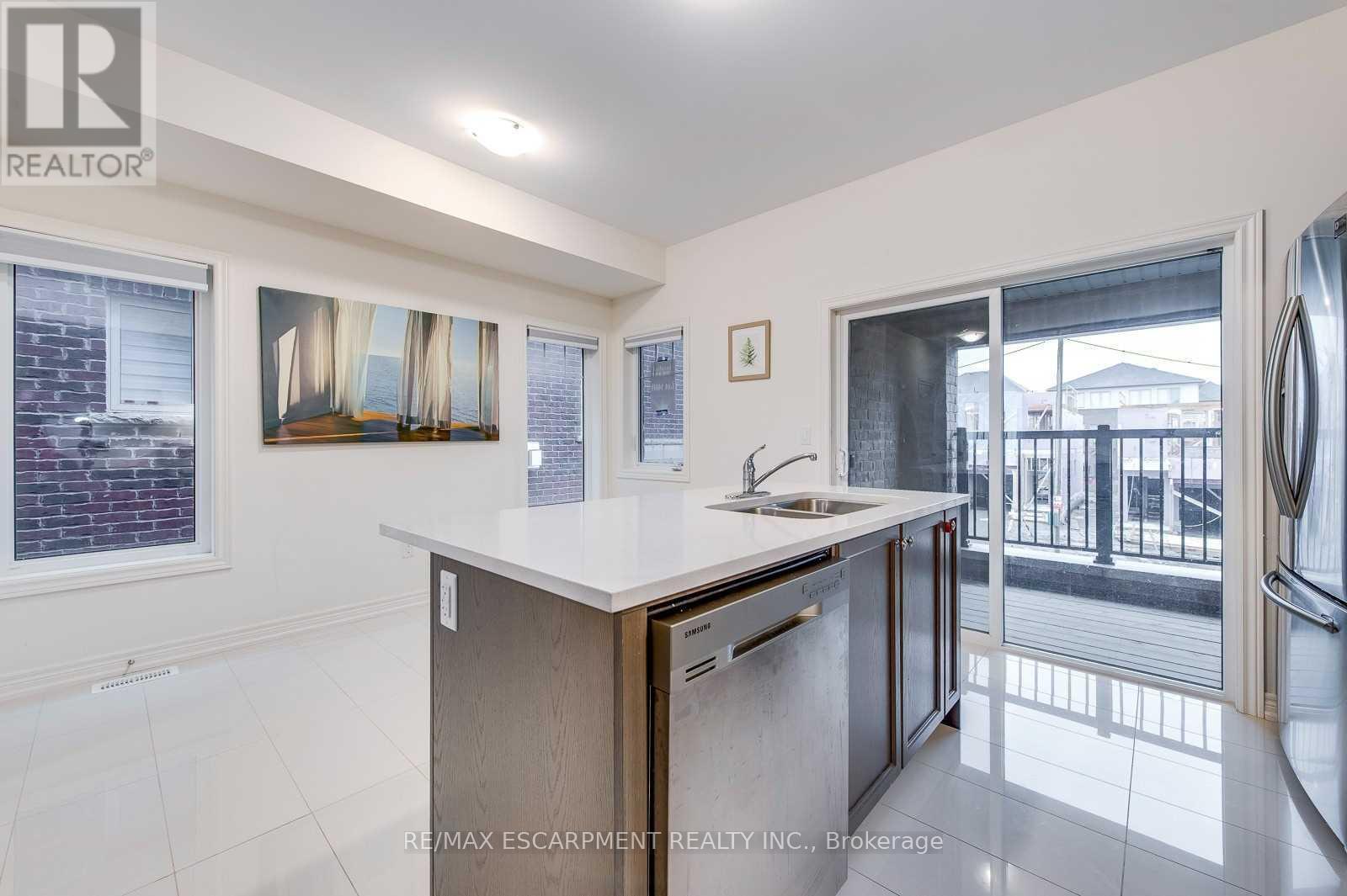 3968 Thomas Alton Boulevard, Burlington, ON