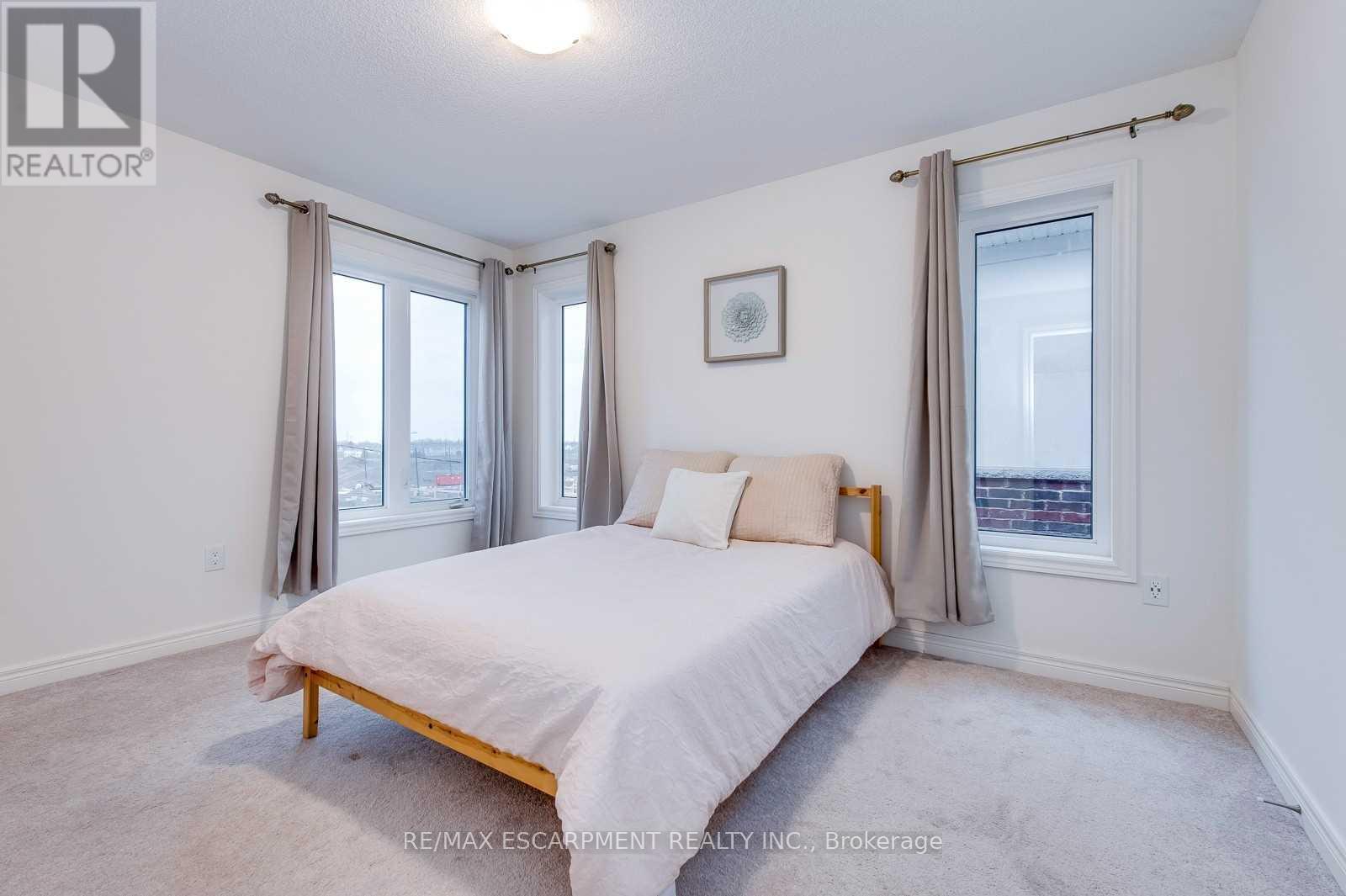3968 Thomas Alton Boulevard, Burlington, ON