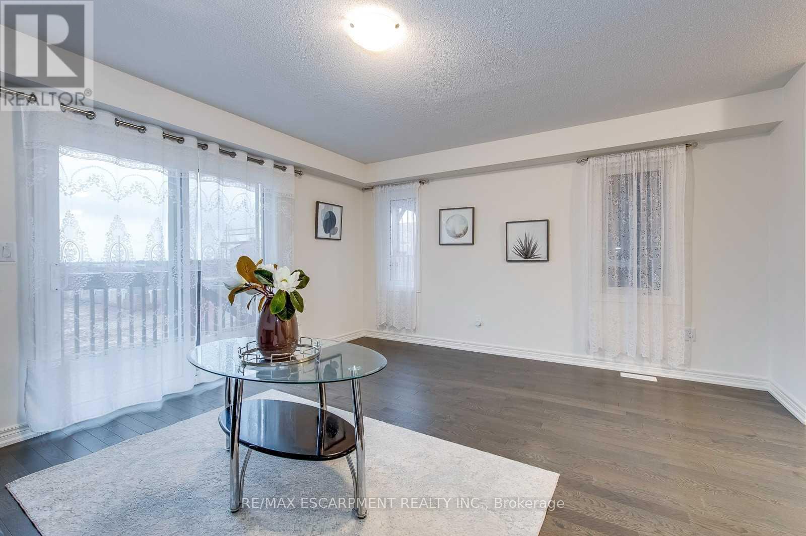 3968 Thomas Alton Boulevard, Burlington, ON