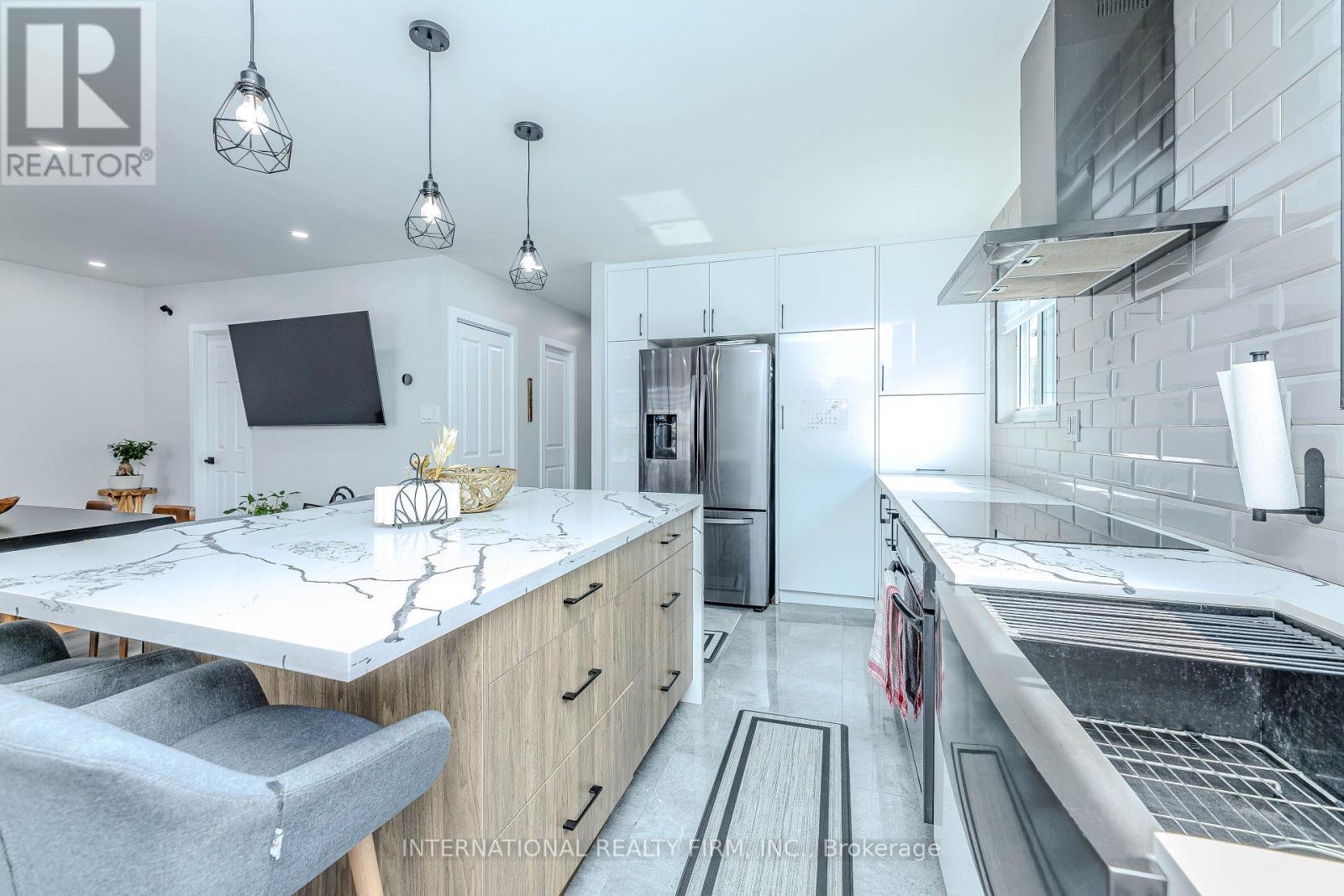1291 Consort Crescent, Burlington, ON