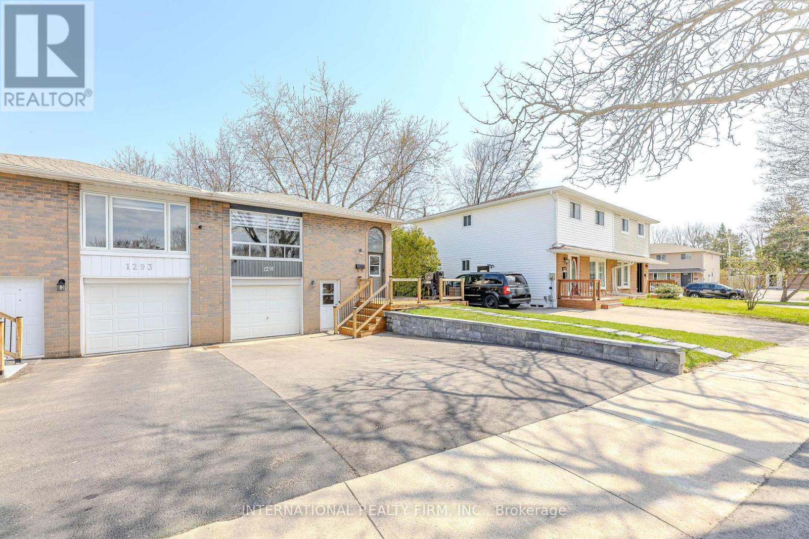1291 Consort Crescent, Burlington, ON