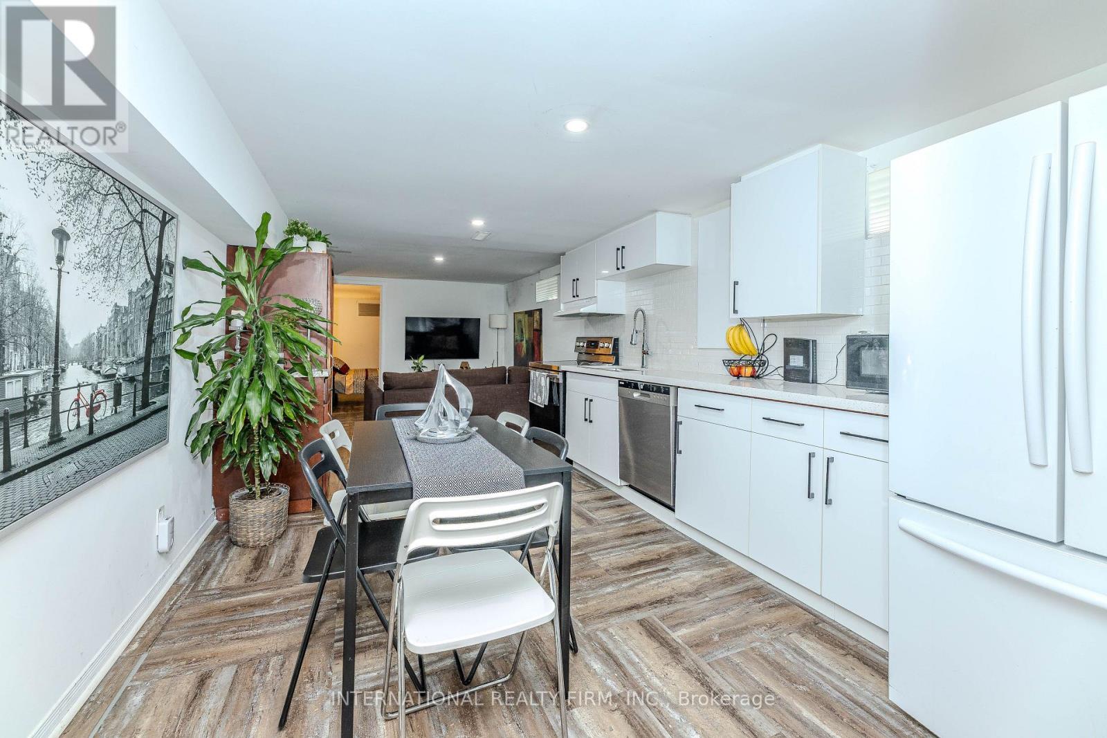 1291 Consort Crescent, Burlington, ON