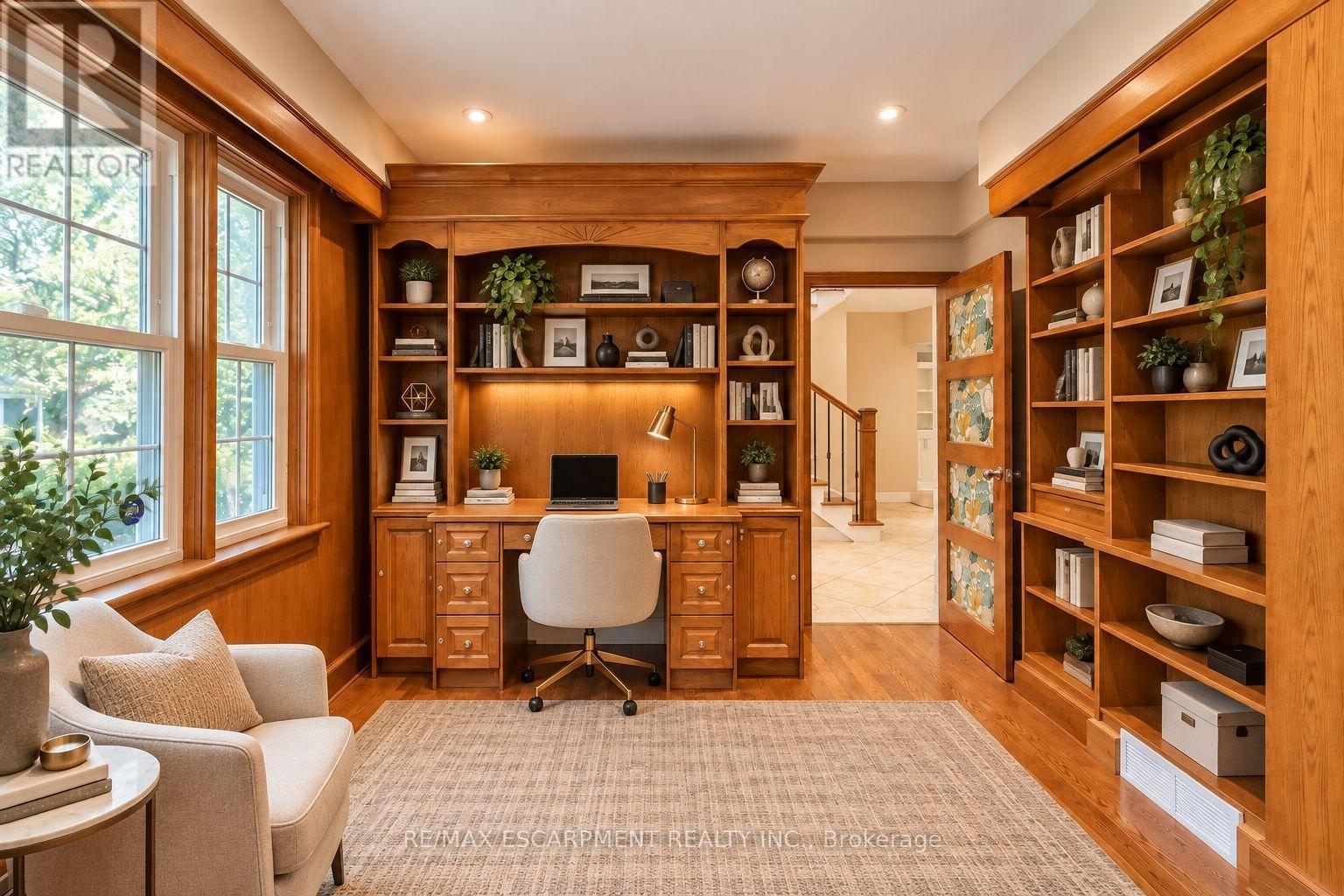 31 Fairleigh Crescent, Hamilton, ON