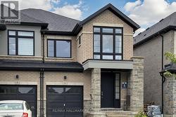 6 PETER HOGG COURT Whitby, ON L1P 0N1