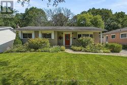 36 PARKVIEW HEIGHTS Quinte West (Trenton Ward), ON K8V 5L7