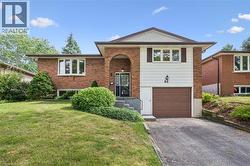 40 BISHOP Court Guelph, ON N1G 2R9